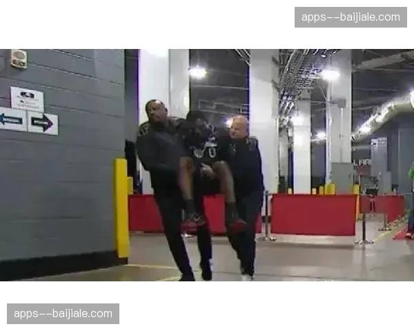 爵士裁掉遭遇ACL撕裂的小文斯威廉姆斯 为伤病名单腾出阵容名额